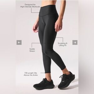 ALO Airlift Leggings